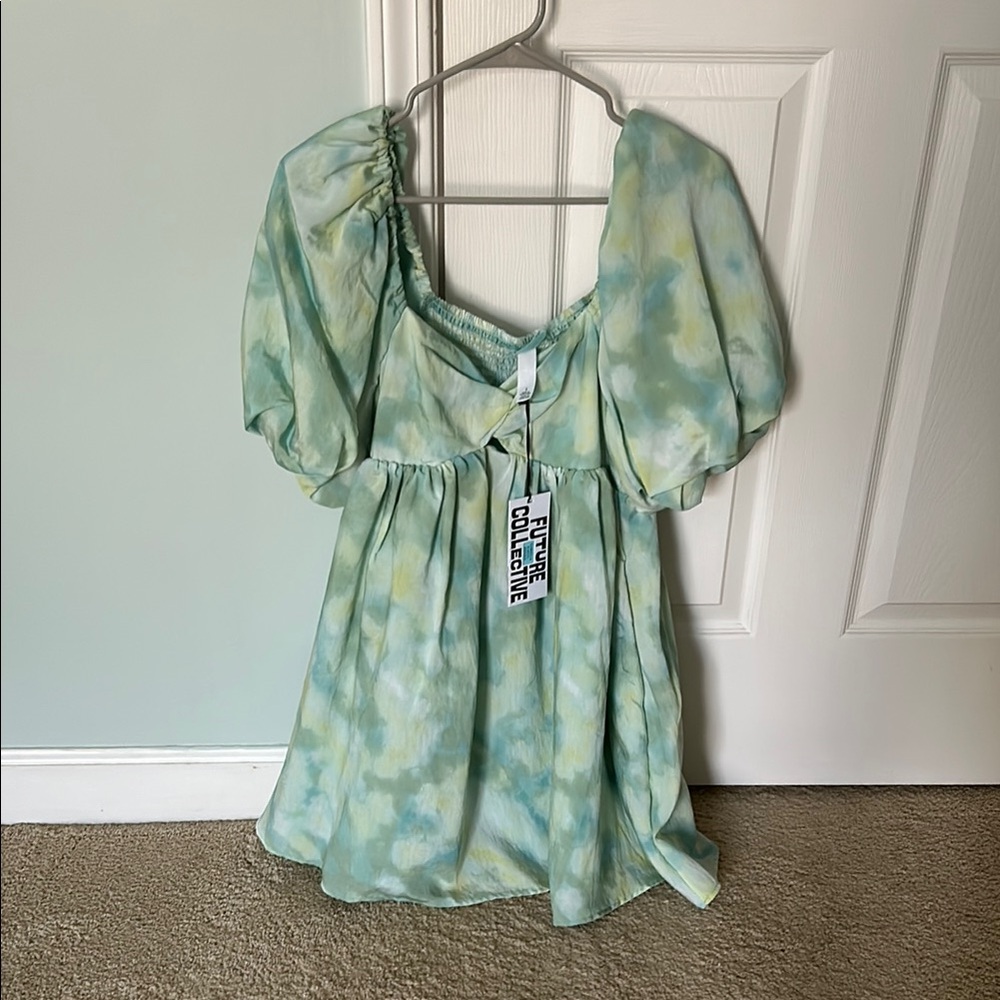 Green Puff Sleeve Dress